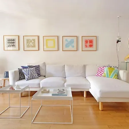 Apartament First Check Q,r-code --via Dell'orso Charme *